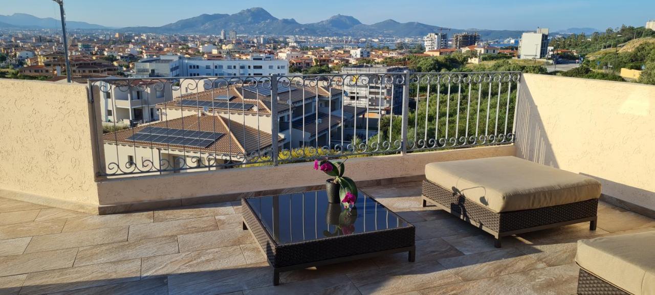 Suite Deluxe Olbia Which Wonderful View Dış mekan fotoğraf